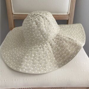 Polka Dot Sun Hat NWOT Sag Harbor grosgrain wide brim packable